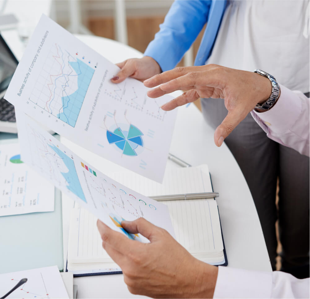 discussing-financial-reports-re-op